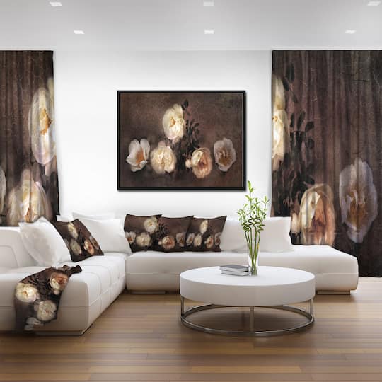 Designart - Wild Roses in Old Painting Style